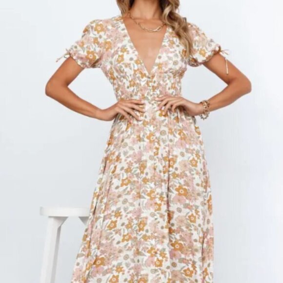 Simplee Apparel Dresses & Skirts - 🌸 Simplee Floral Midi Dress | Size M | Boho Chic 🌸